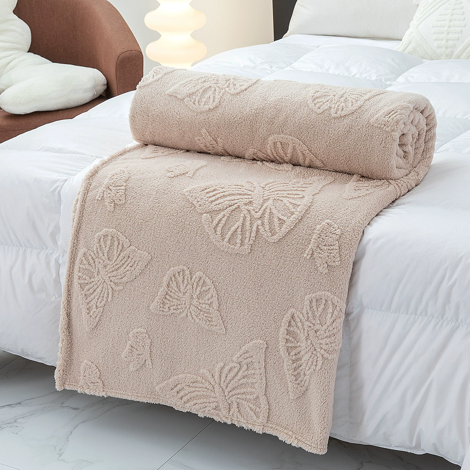 Плюшевое одеяло Velvet Throw Blanket, однослойная тисненая бабочка, размеры 70×100–200×230 см