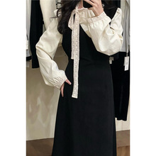 法式赫本风V领背带连衣裙女学生春季蝴蝶结衬衫高级感显瘦两件套