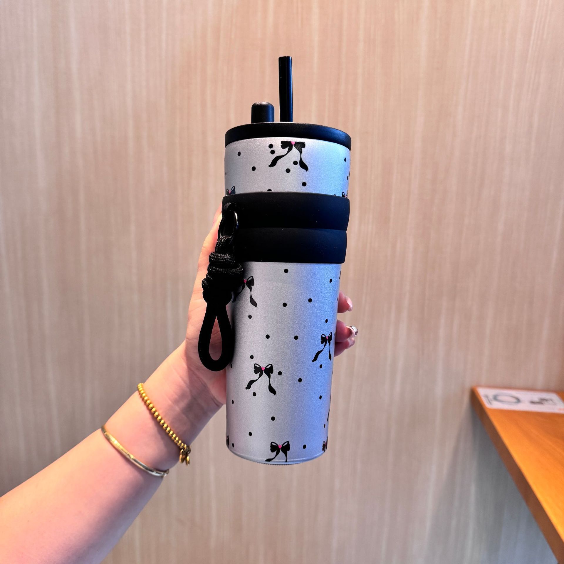 Nueva taza de paja de alto valor facial con cuerda 316 taza de aislamiento térmico de acero inoxidable taza de hielo portátil de gran capacidad