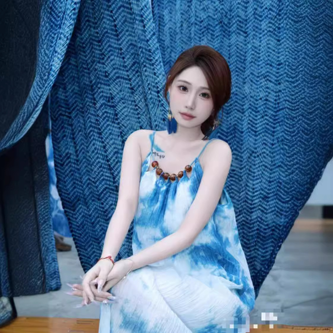 blue dress from Yunnan province