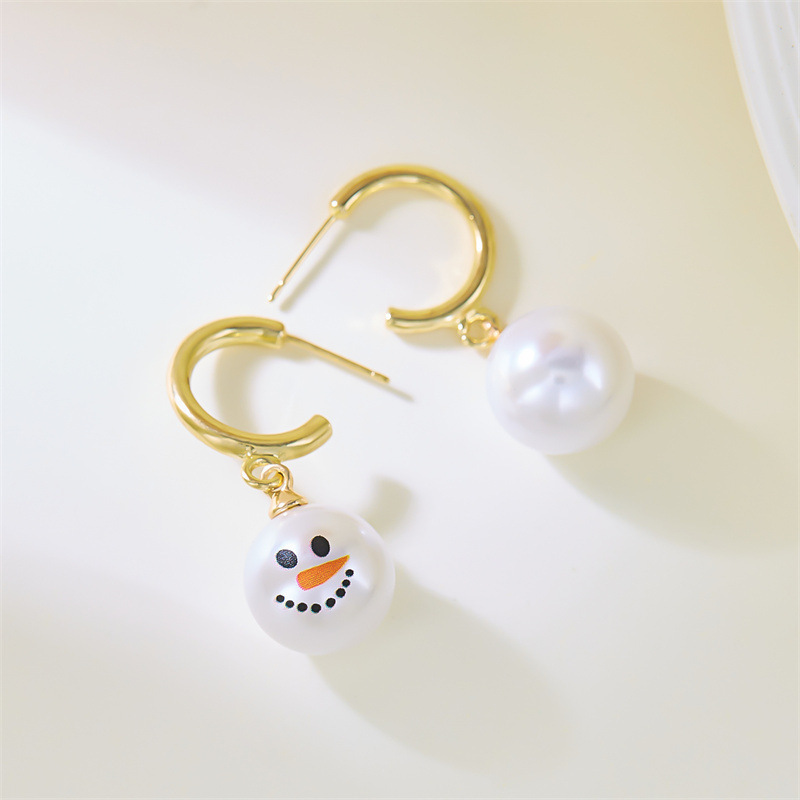 New Halloween Style Smiling Crying Face Snowman With Temperament Circular Ring Pearl Earrings For Women_voghion.com