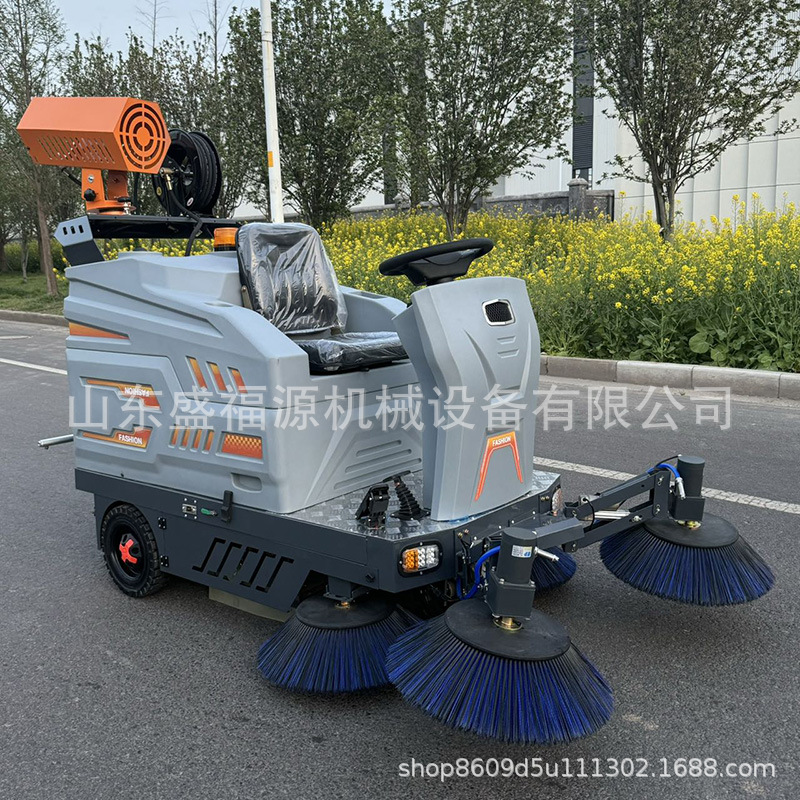 源头厂家直销驾驶式扫地车 环卫道路电动清扫车 全封闭式扫路车