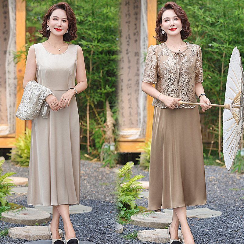 Elegant Mother's Lace Small Shirt Dress Western Style Slimming Middle-aged and Elderly Women's Summer Dress New Top Skirt suit
