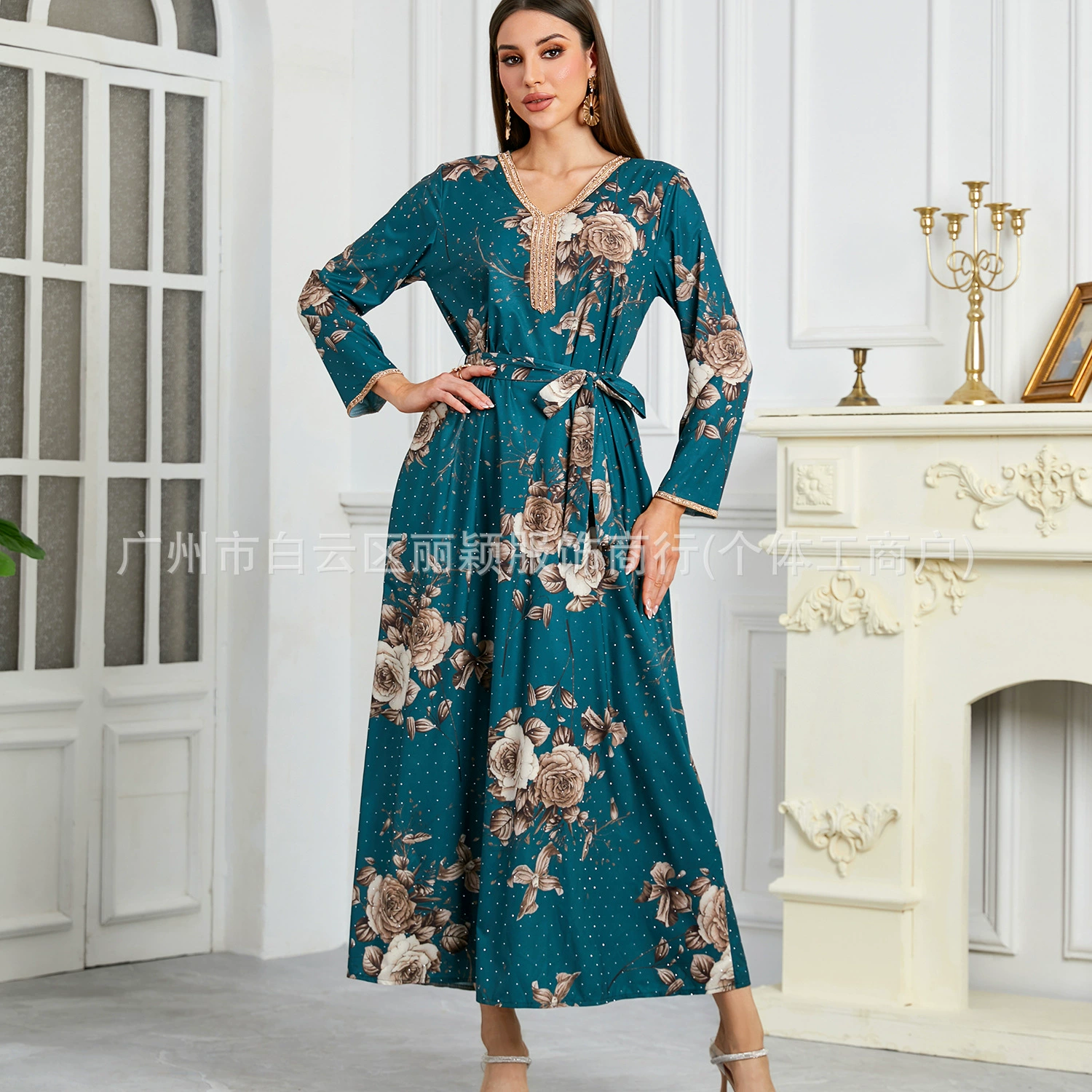 Европейская и американская женская одежда Ближнего Востока, новое элегантное платье с v-образным вырезом и принтом, платье с горячими бриллиантами, экспорт, независимая станция, отпуск