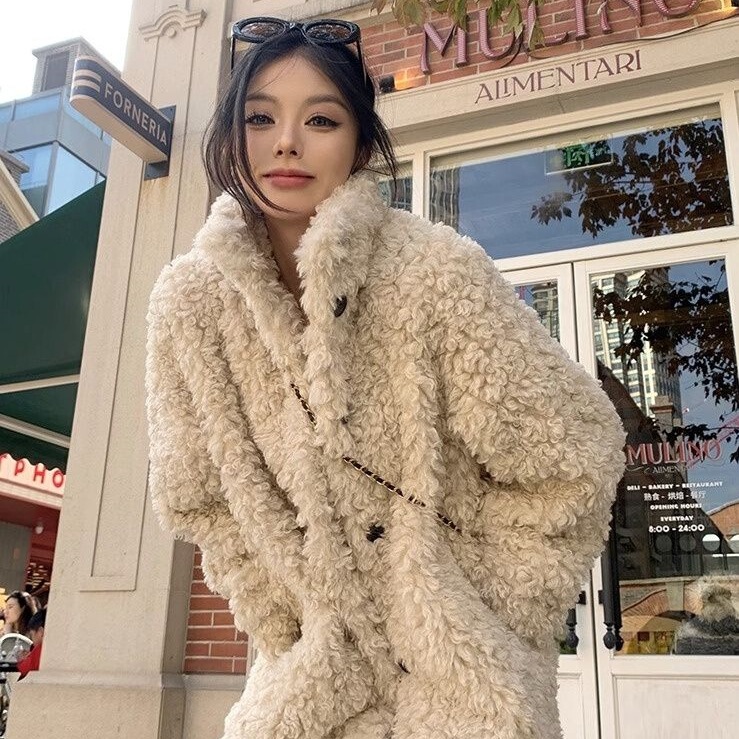 2026 Winter New Style Wool Roll Mid-Length Coat Warm Faux Lamb Fur Coat Women's Fur Coat