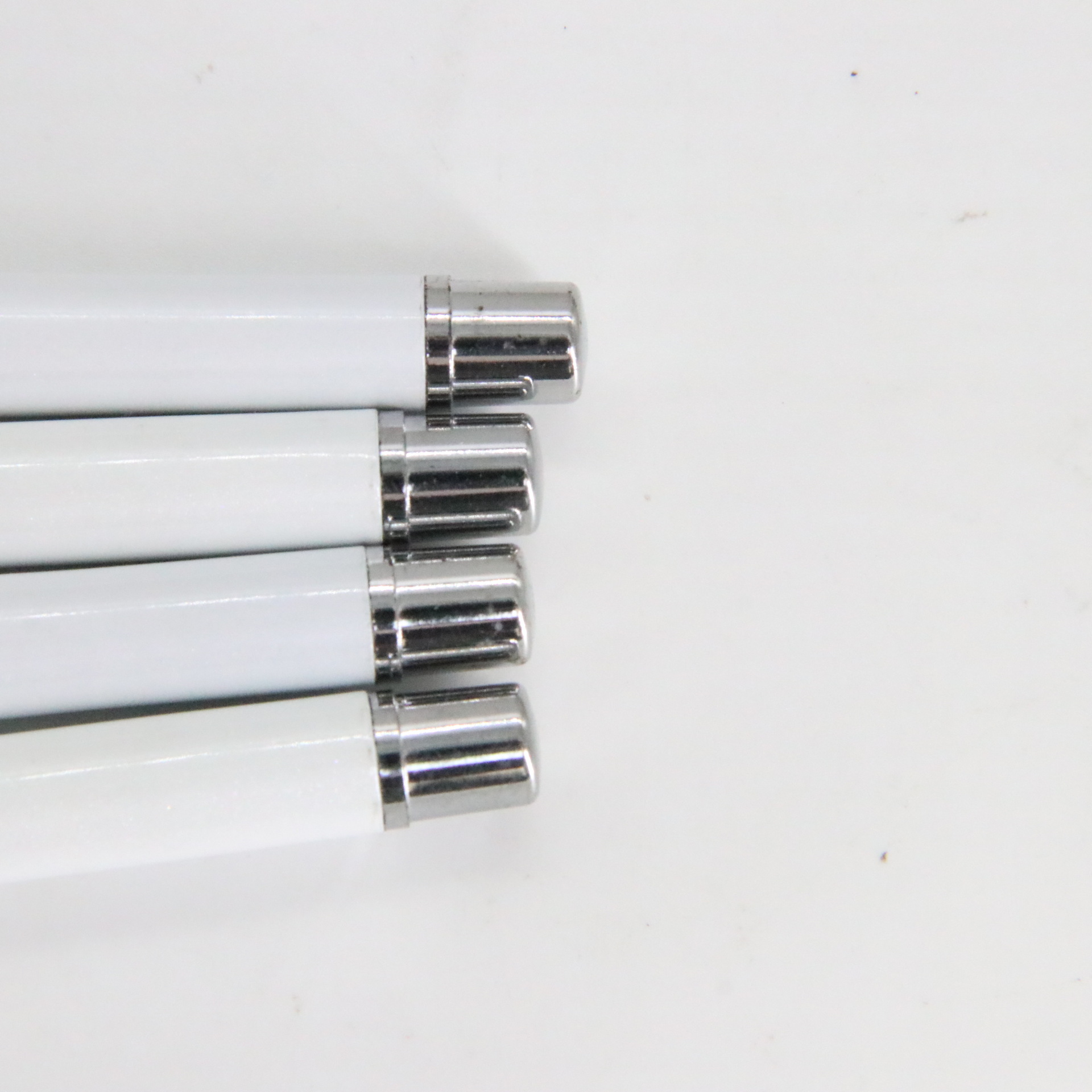 De alta apariencia de metal bolígrafo textura fábrica al por mayor directa de la Oficina de suministros escolares bala recarga