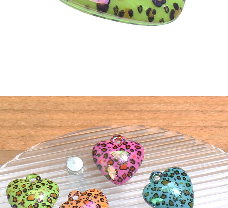 All Seasons Season 1 Piece 3*3.1cm Arylic Heart Shape Leopard Pendant