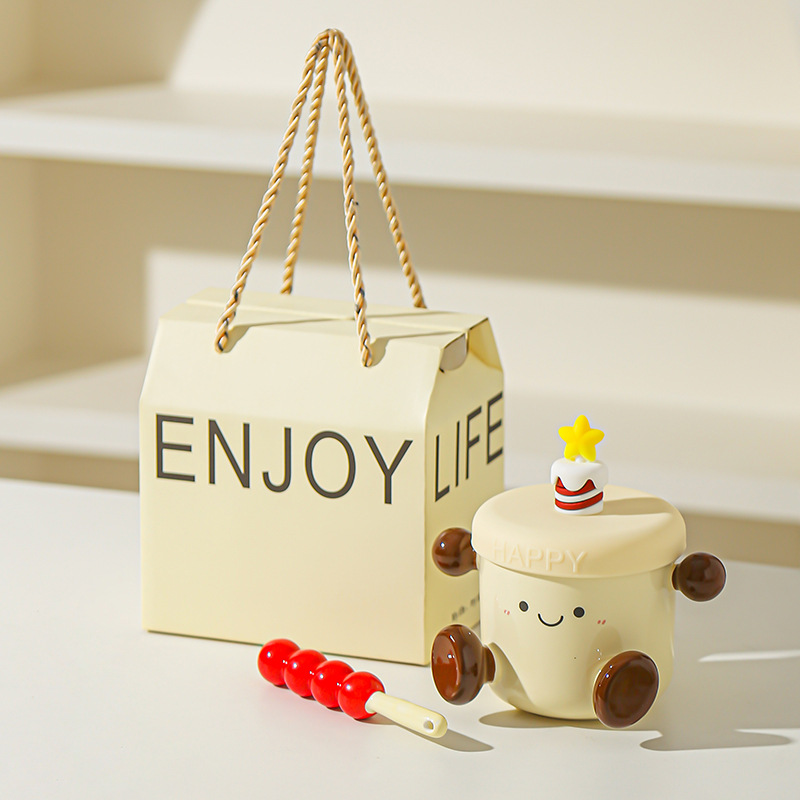 Creativa pintada a mano linda muñeca taza de dibujos animados taza de cerámica taza de café taza de pareja de oficina en casa taza de regalo