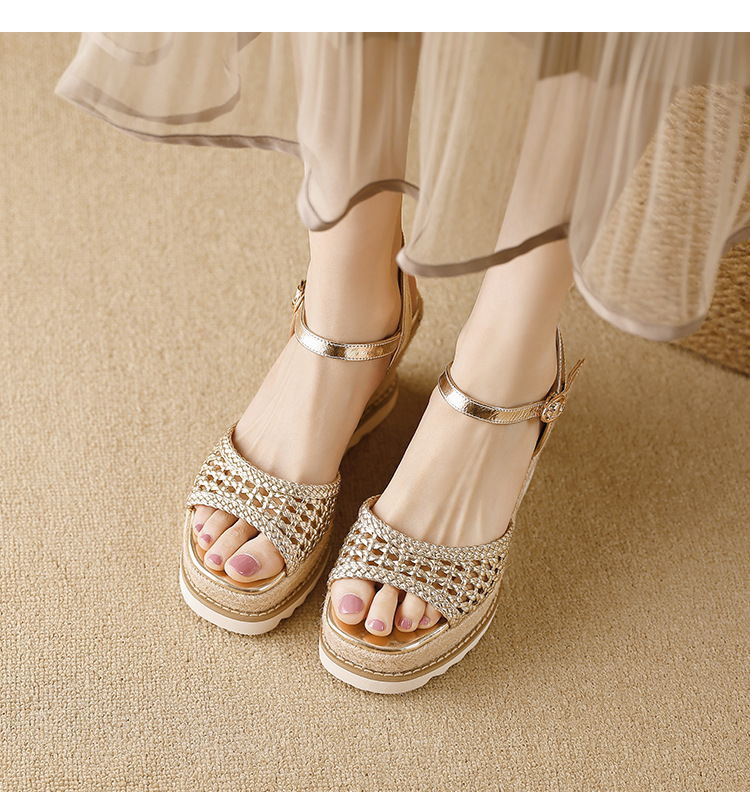 Sandal cao gót nữ mũi vuông hở ngón, đế xuồng đan rơm, gót 9 cm — màu vàng, bạc chi tiết 12