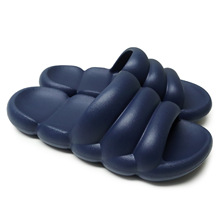 OEM定制颜色LOGO女士EVA厚底一字面拖鞋居家毛毛虫拖鞋 Slippers