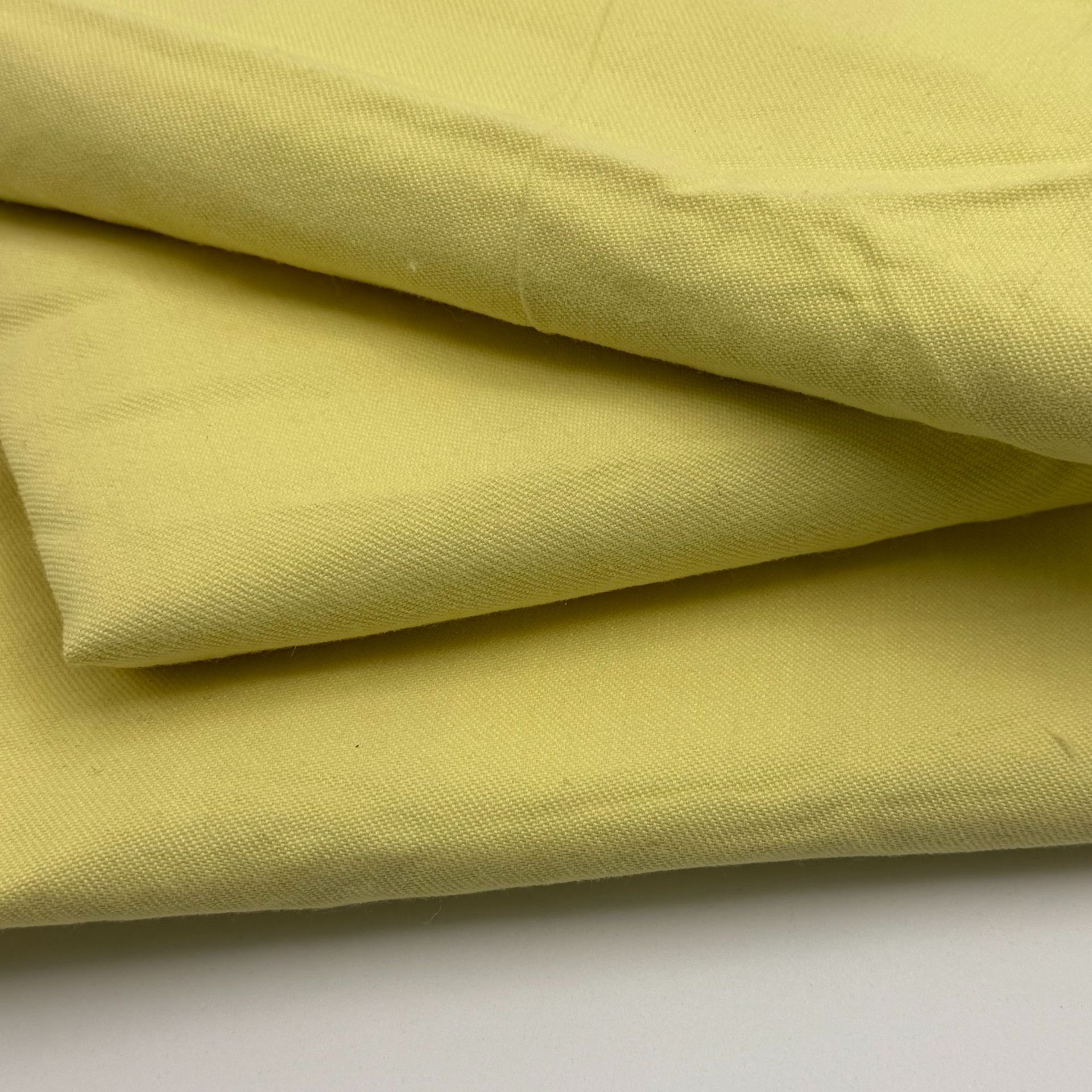 1313芳纶耐高温机织布防火阻燃梭织布防割耐磨工装面料