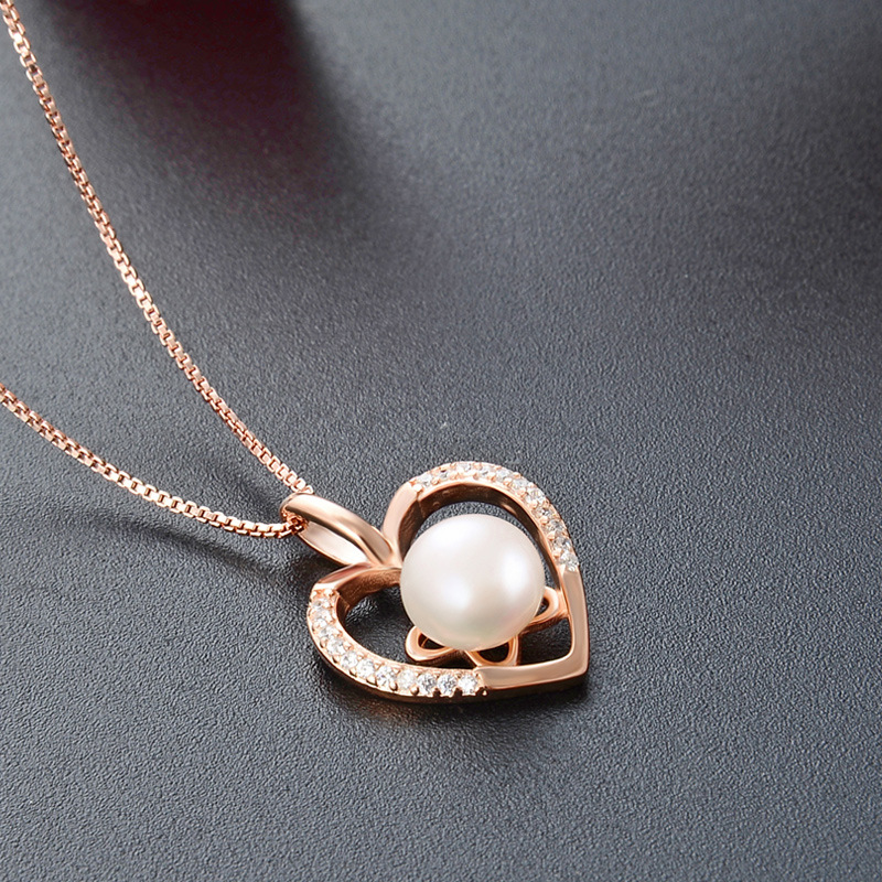 925 plata esterlina collar de perlas de agua dulce mujer simple versátil de alto nivel sensación de micro piedra colgante de amor cadena clavícula