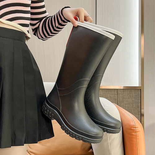 New Japanese-style women's rain boots, simple high-top women's shoes, waterproof and anti-slip work rubber shoes for outdoor and kitchen use in rainy weather