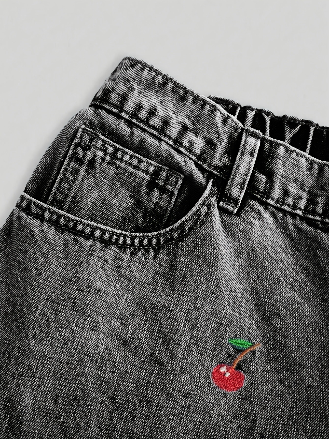 Vintage Washed Slimming Stretch Jeans For Women Smoky Gray Distressed Red Cherry Blossom Embroidered American Style_ecoleips.com