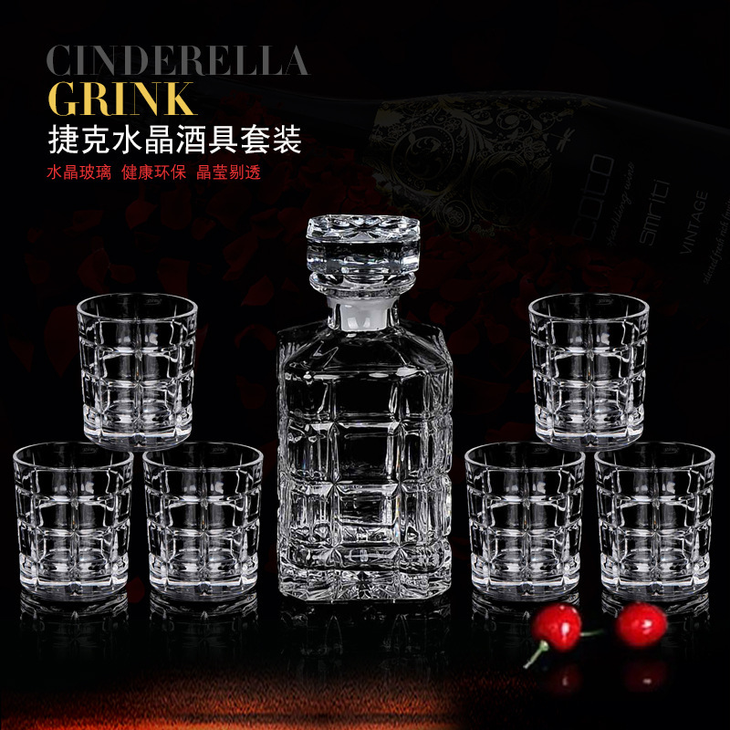 Comercio exterior transfronterizo suministro de alta calidad de vidrio de cristal checo whisky taza de vino casero decanter set de vino