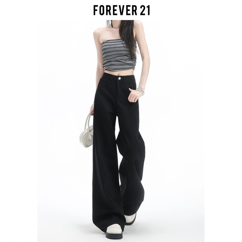 Forever 21 stylish black high-waisted wide-leg jeans for women with a pear-shaped figure, loose and drapey straight pants Forever 21 stylish black high-waisted wide-leg jeans for women with a pear-shaped figure, loose and drapey straight pants