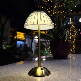 Wholesale Amazon American retro small desk lamp touch charging simple modern atmosphere lamp Nordic decorative night light
