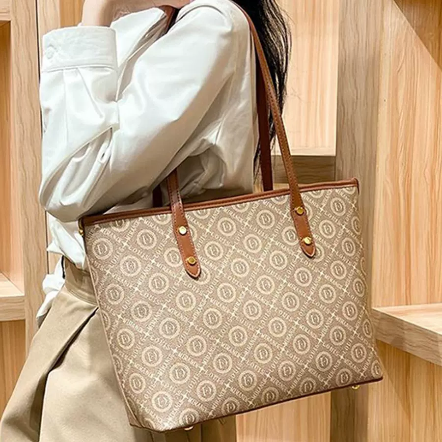高级感小众轻奢印花复古托特包包女士2025新款大容量手提单肩大包