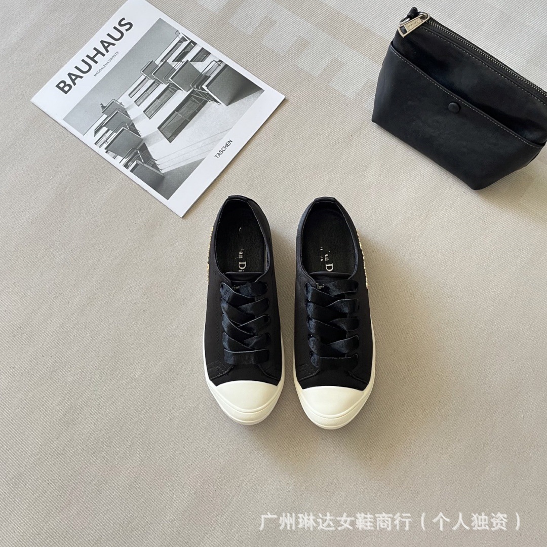 Ｄ家外贸新款真丝绸面舒适系带女鞋小白鞋百搭平底轻便休闲单鞋