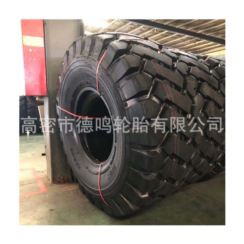 Venta al por mayor todo tipo de neumáticos de maquinaria de construcción 15,5/17,5/20,5/23,5/26,5/29.5-25 Fengshen, etc.