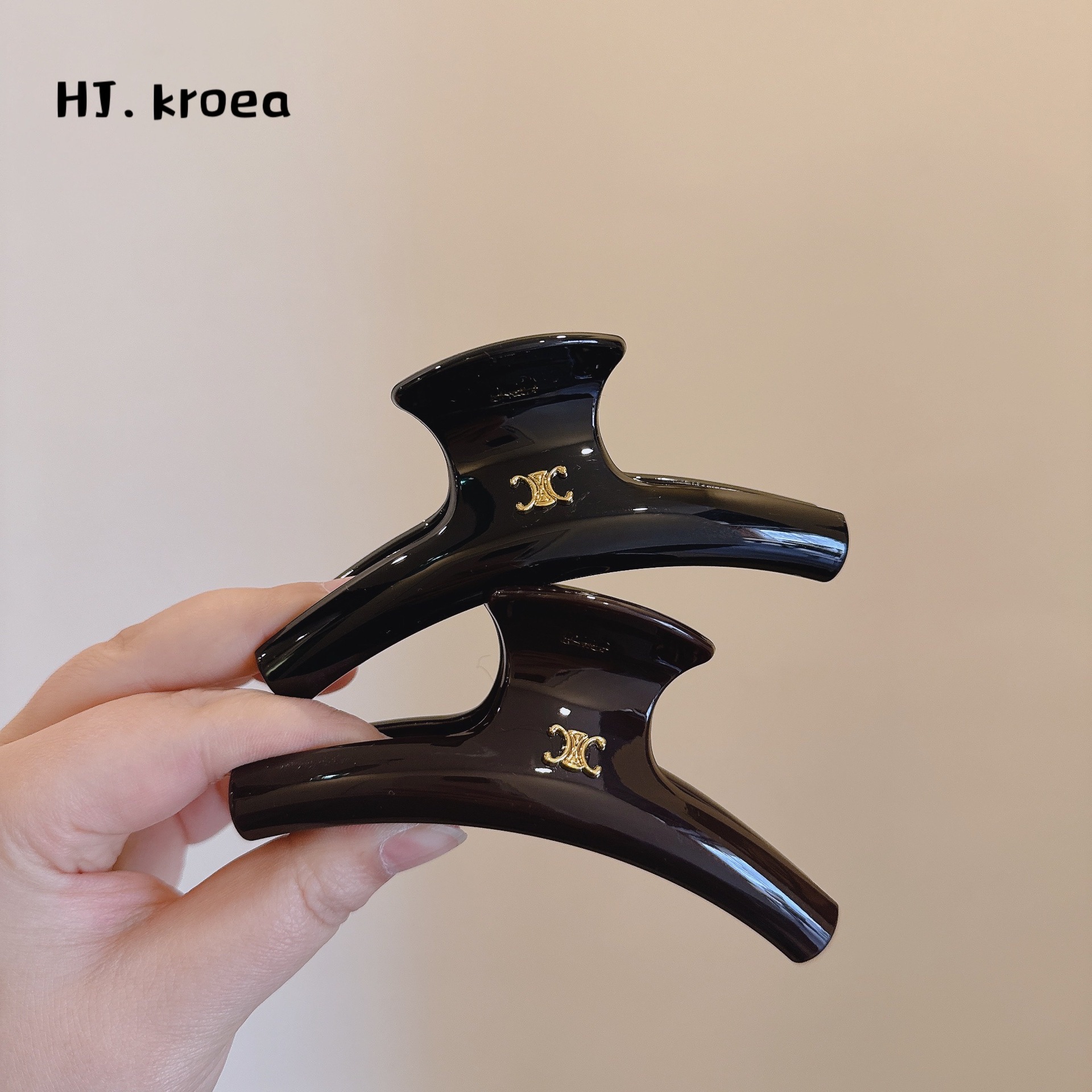 【泡菜國～漂洋過海來見你】原單氣質百搭優雅黑色巧克力發抓夾女