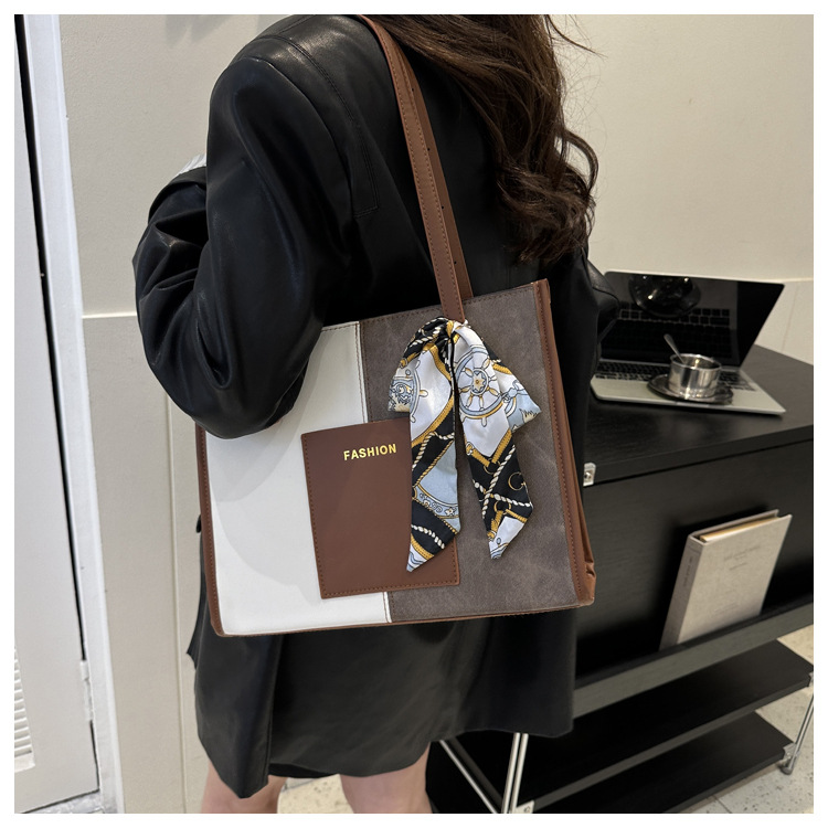 Bolsos de transporte transfronterizos bajo la axila simple de gran capacidad de otoño y invierno moda ocio bolsas de hombro bolsas de mano mujeres