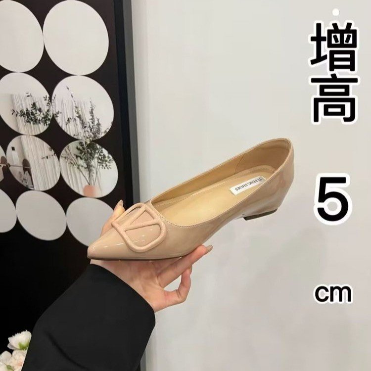 평평한 내부 높이 V-버클 싱글 레이어 신발 클래식 무당 신발 여성 캐주얼 패션 싱글 레이어 신발