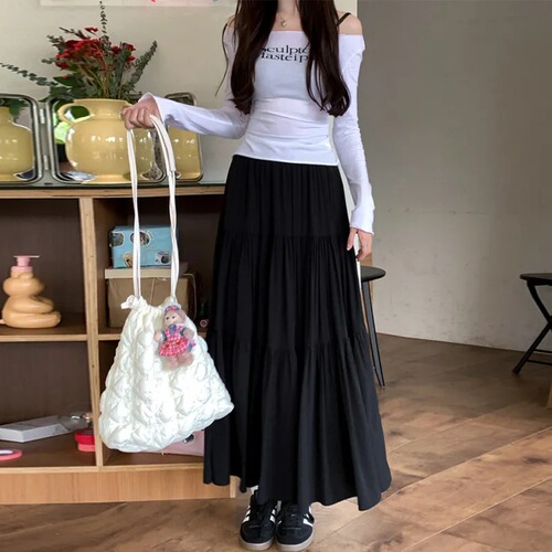 White skirt for women spring and summer 2026 new elastic high waist covering the crotch and slimming mid-length cake skirt umbrella skirt ins