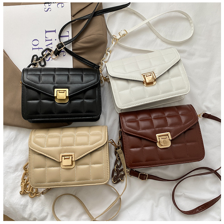 Women's Pu Leather Solid Color Streetwear Square Flip Cover Shoulder Bag Crossbody Bag Square Bag display picture 2