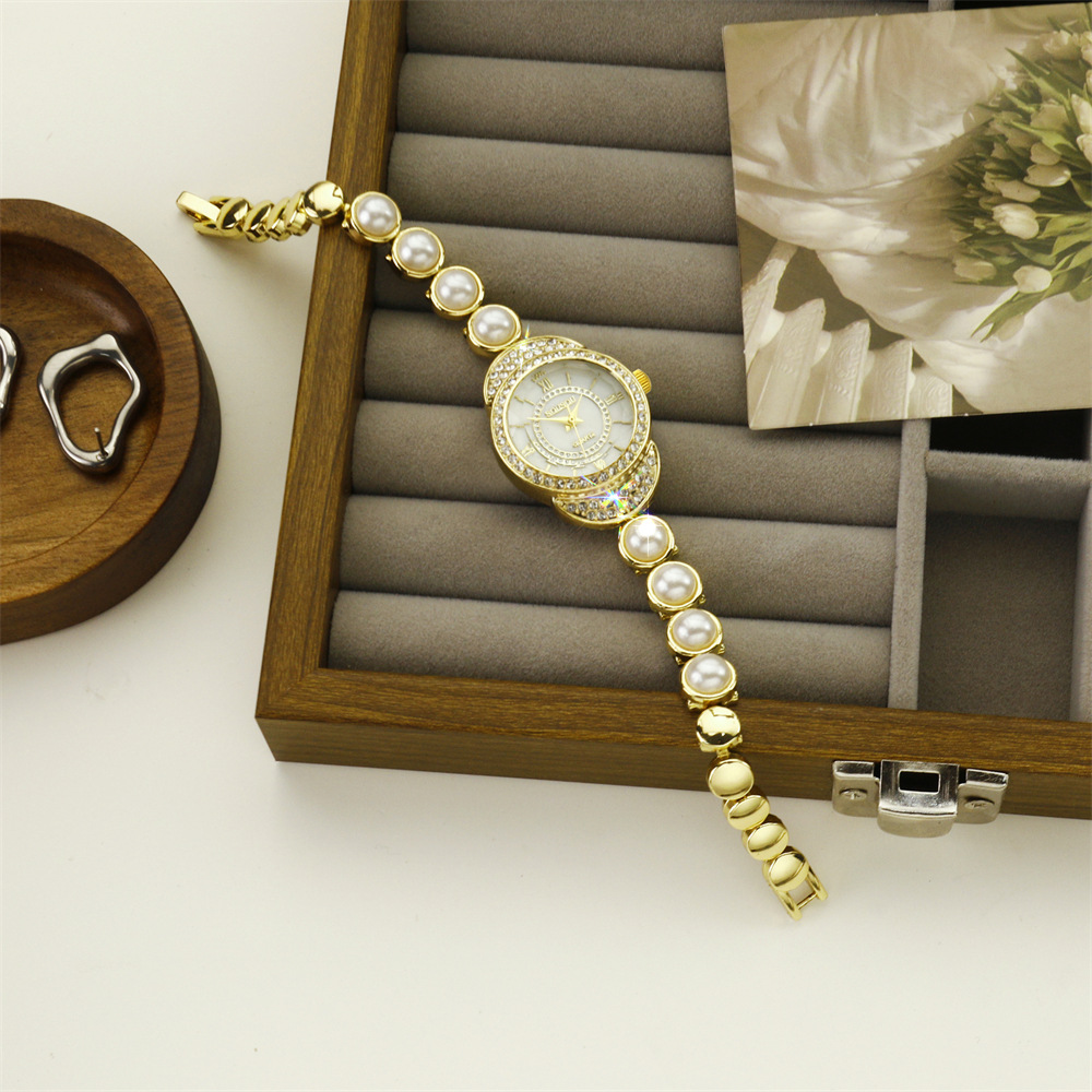 Light Luxury Pearl Chain Quartz Watch, Retro High-End Gold Steel Band Watch, Diamond Round Women's Watch