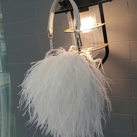 2020 nicho marca de moda Bolso de piel maquillaje casual belleza lápiz labial bolso de mujer entrega de una pieza