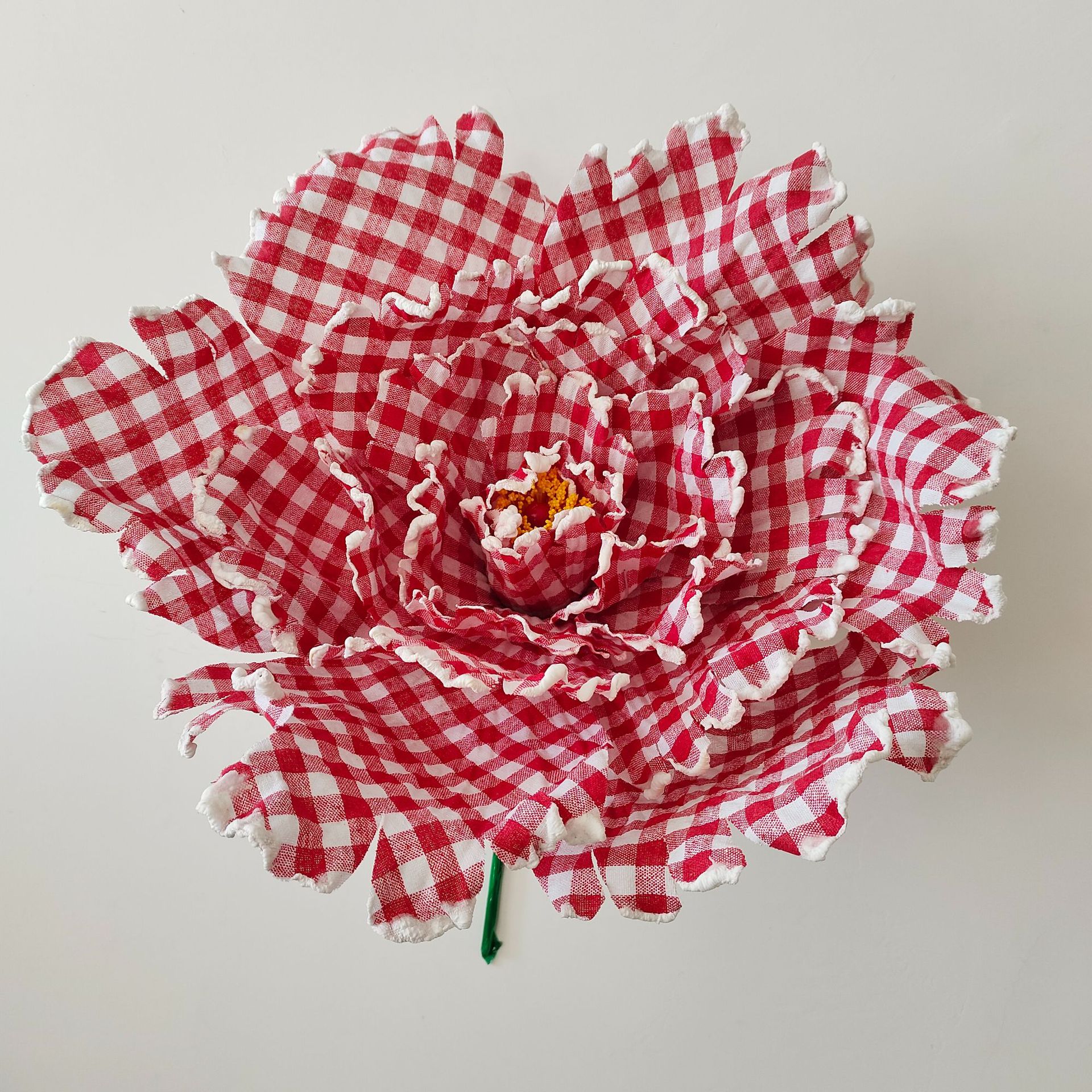 Red y White Plate 45cm