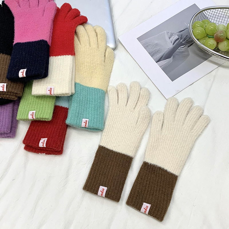 Guantes calientes de invierno para ciclismo engrosado 2025 nuevo lindo suave glutinoso imitación de peluche alargado guantes de color al por mayor
