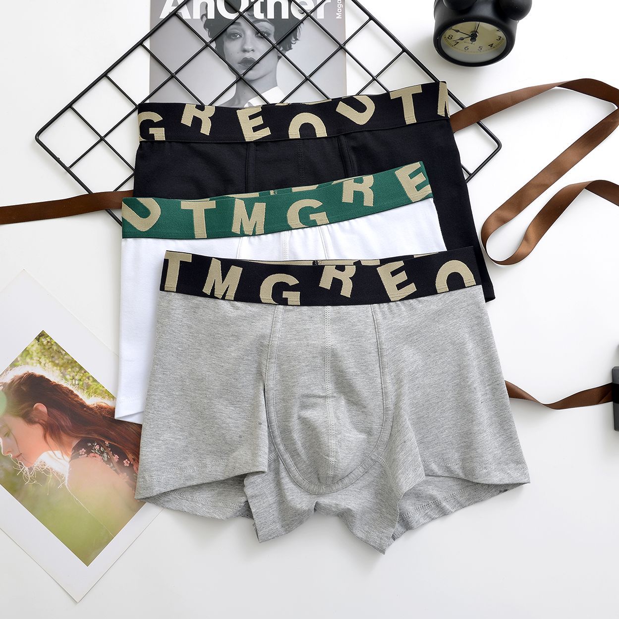 Men's Underwear Pure Cotton Mid-Waist Breathable Solid Color Boys' Boxer Briefs One-Piece Wholesale All-Cotton Men's Underwear