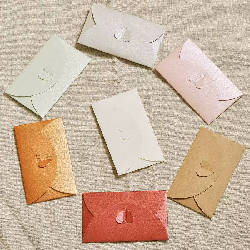 Membership card, small card holder heart shaped, bank card