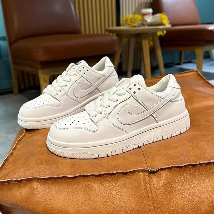 2025 nuevo estilo de pareja de corte bajo estudiante ligero zapatillas AJ a juego de color moda zapatos blancos de mujer hombre salvaje