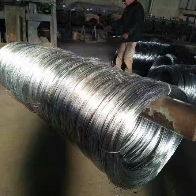 Нержавеющая оцинкованная железная проволока, отожженная черная железная проволока, строительная железная проволока, брелок для ключей, упакованная железная проволока для теплицы на строительной площадке.