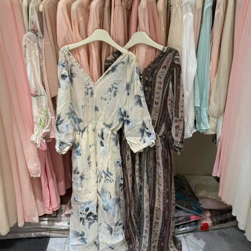 Summer New Style Drawstring Waist V-Neck Fashionable Printed Ramie Dress for Women, Retro Fashion, Slightly Sexy and Elegant Women's Dress