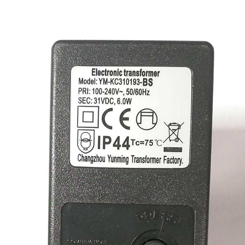 BS IP44 восьмифункциональный электронный трансформатор Водонепроницаемый Электронный трансформатор 3,6-6 Вт трансформатор