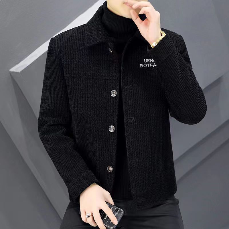 슬림 핏 모직 재킷 남자의 가을과 겨울 새로운 잘 생긴 옷깃 모직 자수 남자의 짧은 재킷 트렌디 탑