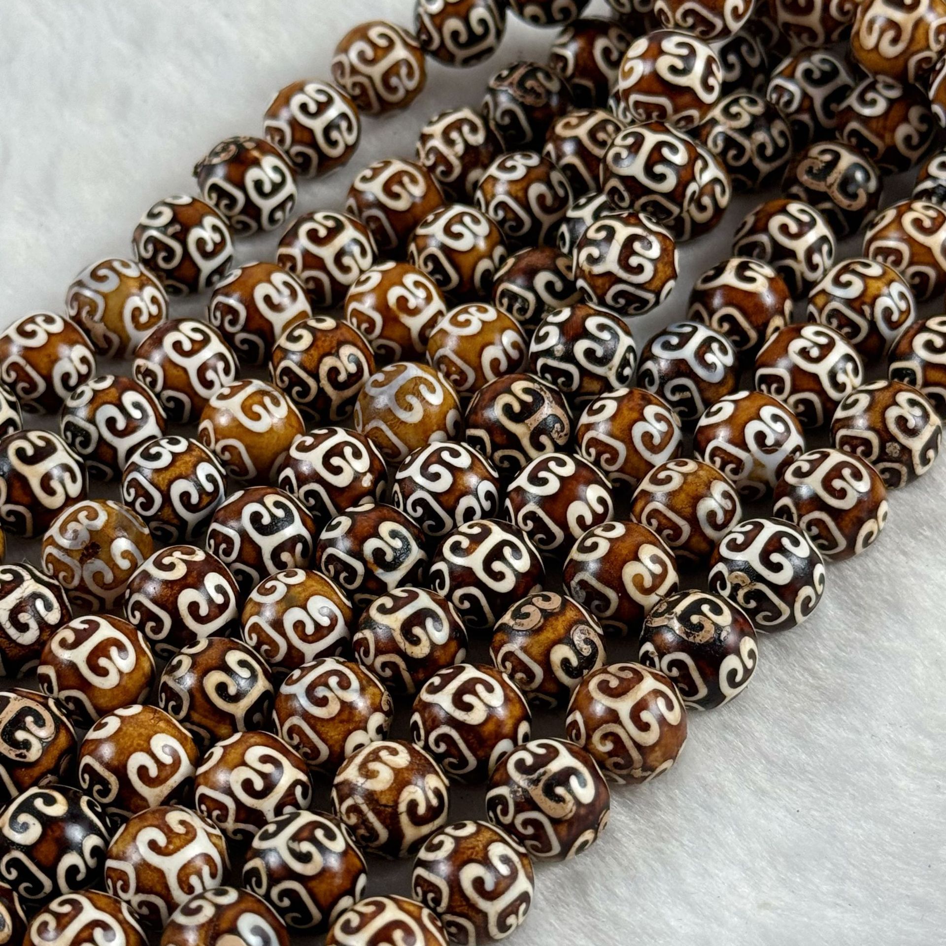 공장 직접 DIY BODHI 구슬 보석 액세서리 복고풍 오래된 패턴 구슬 라운드 구슬 보석