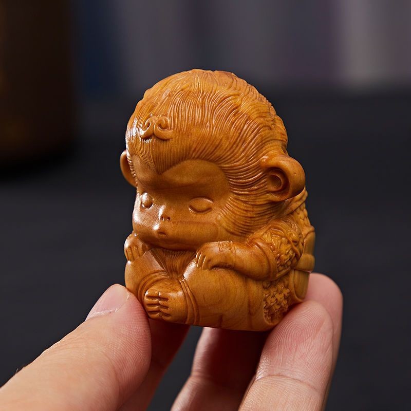 崖柏男士文玩手把件隨身雕刻猴子禪意茶室孫悟空崖柏小擺件鑰匙扣