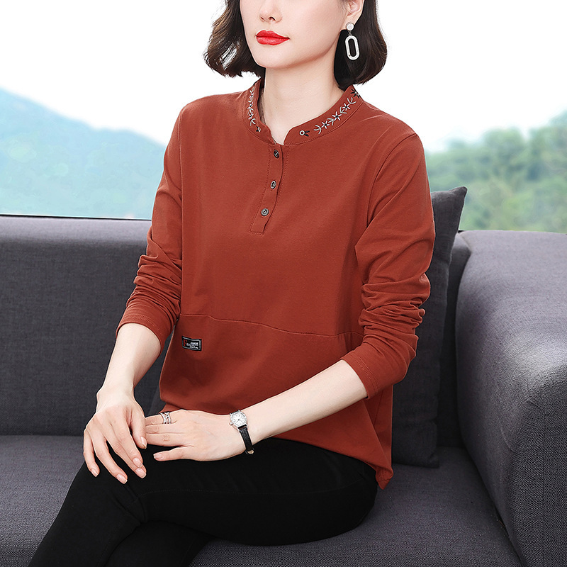 New Autumn and Winter Pullover Casual Versatile Embroidered Tops Loose-Fitting Shirts Mother's Wear Round Neck Long-Sleeved Bottoming Shirts for Women