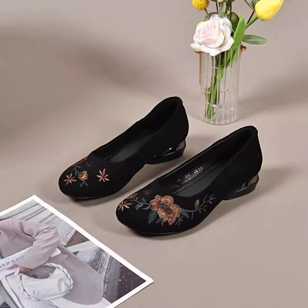 Летние этно-шьюм embroidered Slip-On обувь для мамы - удобная черная обувь, этно-стиль, повседневная