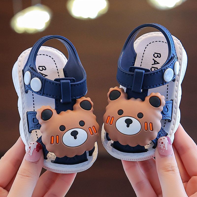 Children's Slippers 2025 New Outer Wear Cute Bear Sandals with Heels for Boys and Girls Baby Non-Slip Toddler Shoes