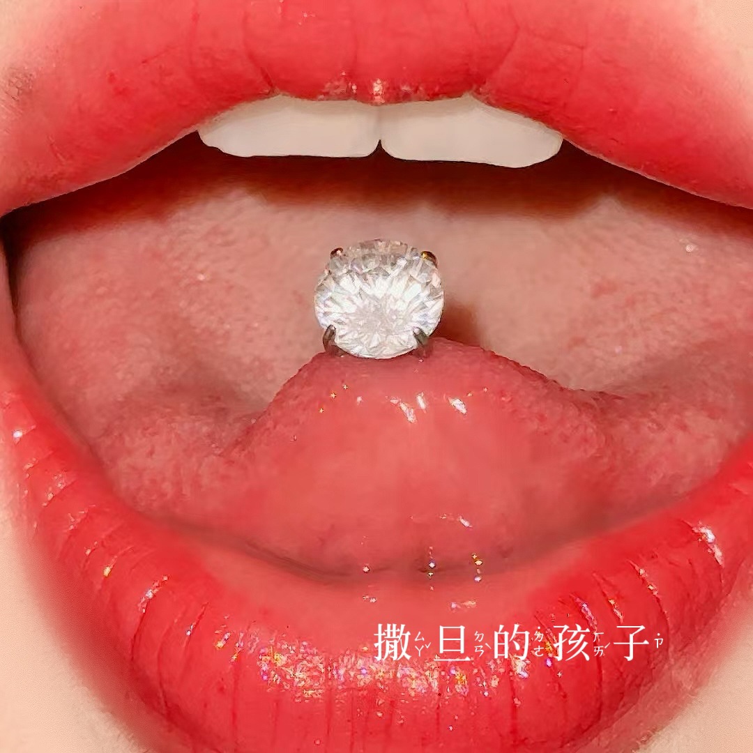 Satan's Child Gilded Half Summer F136 Titanium Alloy Tongue Nail Drink Fireworks Cut Flash Tongue Nail Tongue Ring detail image 3