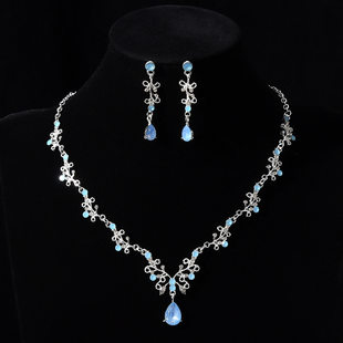 Temperament Butterfly Zircon Diamond Necklace Earrings Set Bridal Dress Birthday Jewelry Spot Wholesale 2025 New Style