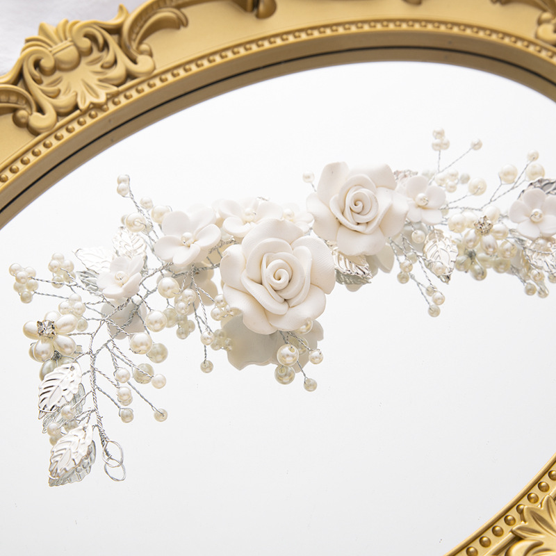 Title 3, Bruids haarband met bloemen en parels, elegant ...