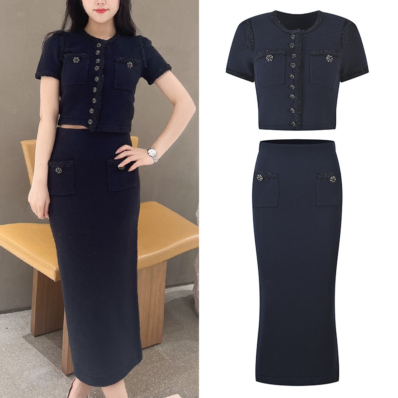 2025 Early Autumn New Style Navy Blue Two-Piece Set with Elegant Round Neck Short-Sleeved Top and High-Waisted Slimming Skirt Set
