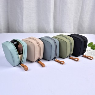New Portable Multi-Purpose Mini Cosmetic Bag Lipstick Bag Sanitary Napkin Storage Bag